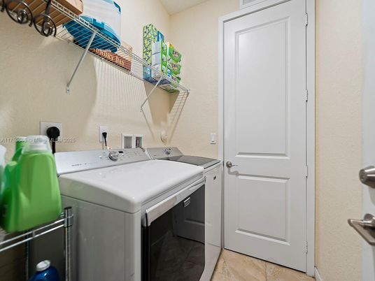 Interior, Washer