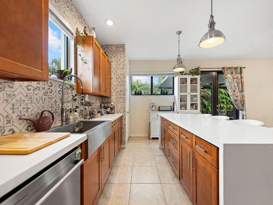 Interior, Kitchen, Pendant Lights, Recessed Lighting, Stainless Steel Appliances