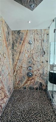 Bathroom, Interior, Recessed Lighting