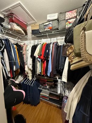 Interior, Walk-in Closets, Wood Texture Flooring