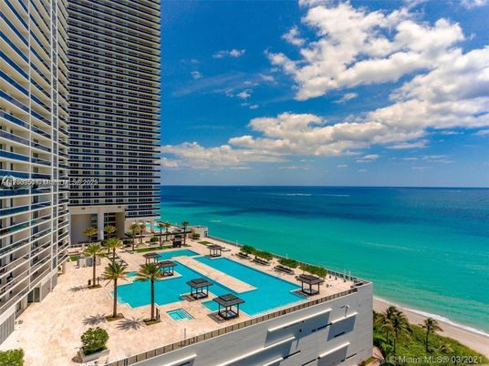 Water, Exterior, Pool, Other