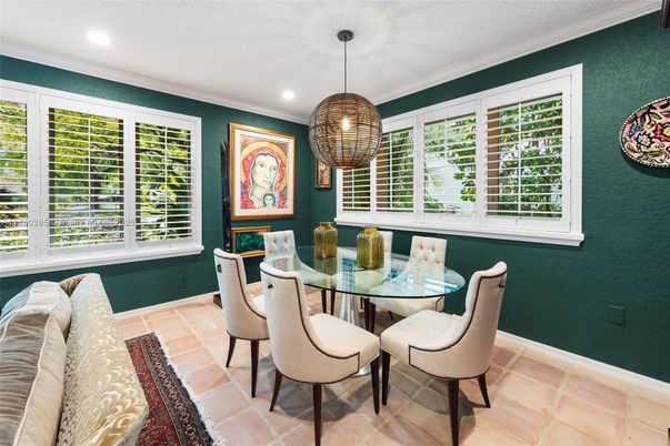Dining room, Interior, Pendant Lights, Recessed Lighting