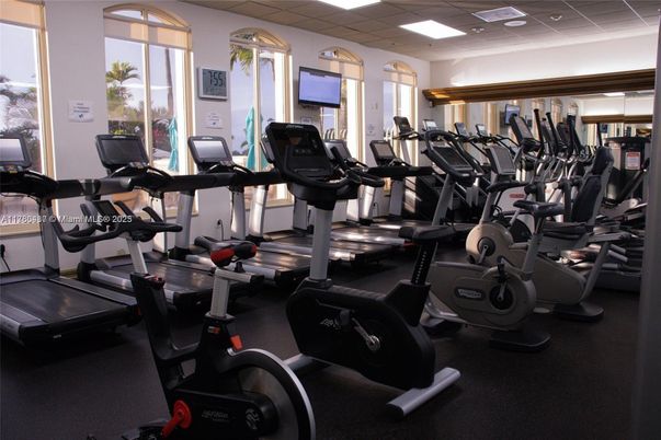 Fitness Equipment, Gym, Interior, Recessed Lighting