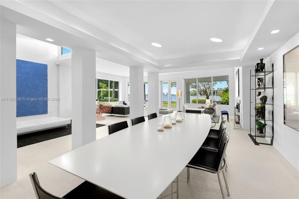 Dining room, Interior, Recessed Lighting, Water