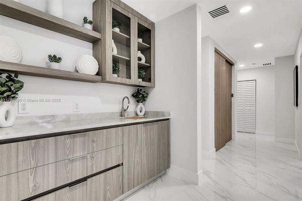 Interior, Marble, Recessed Lighting