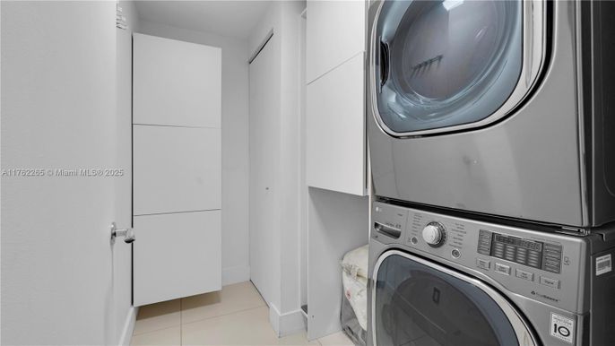Interior, Utility Closets, Washer