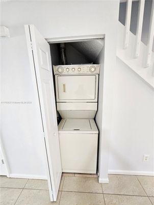 Interior, Utility Closets, Washer