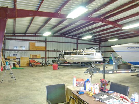 Garage, Interior