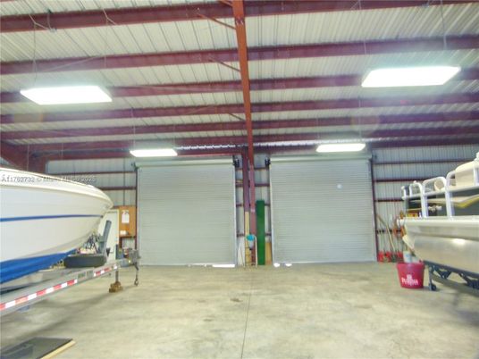 Garage, Interior
