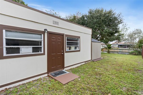 Backyard, Exterior
