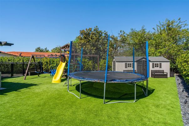 Backyard, Exterior, Playground