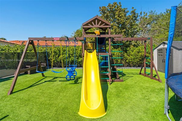 Backyard, Exterior, Playground