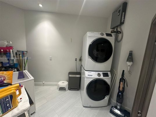 Interior, Recessed Lighting, Utility Closets, Washer, Wood Texture Flooring
