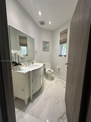 Bathroom, Interior, Marble, Recessed Lighting