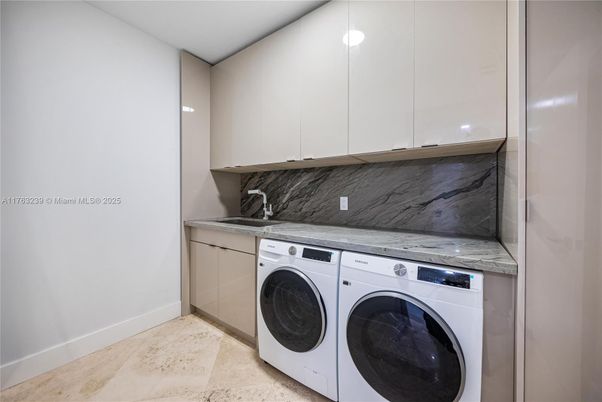 Interior, Washer