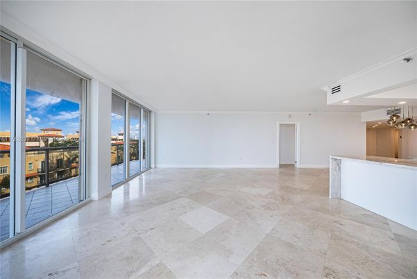Empty room, Interior, Pendant Lights, Recessed Lighting