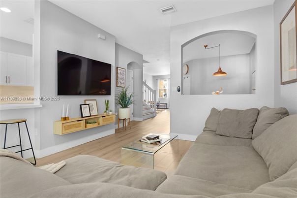 Interior, Living room, Pendant Lights, Recessed Lighting, Wood Texture Flooring