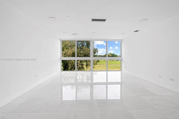 Empty room, Interior, Marble, Recessed Lighting