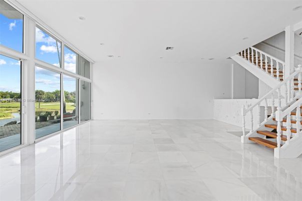 Empty room, Interior, Marble, Recessed Lighting