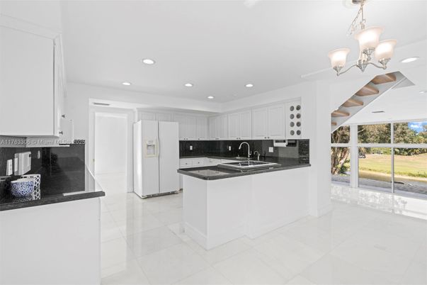 Interior, Kitchen, Pendant Lights, Recessed Lighting