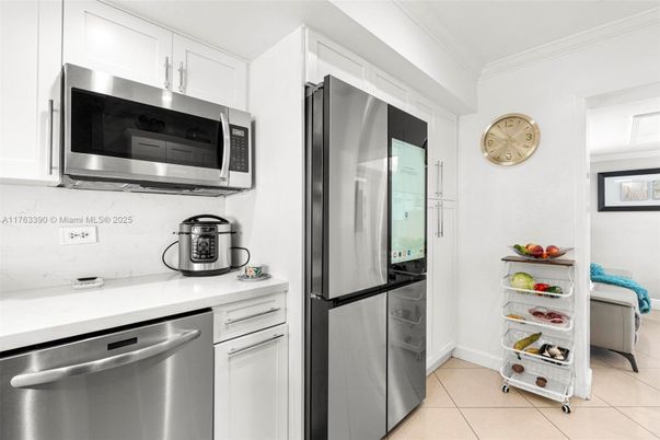 Interior, Kitchen, Stainless Steel Appliances