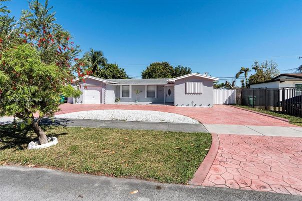Attached, Backyard, Exterior, Facade, Ranch