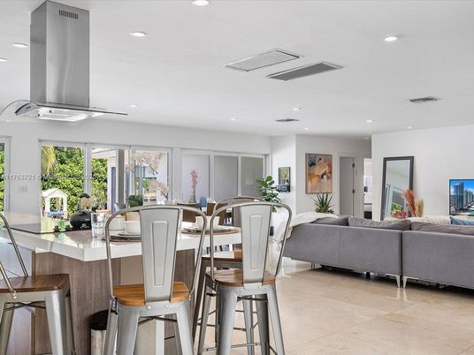 Dining room, Interior, Living room, Recessed Lighting