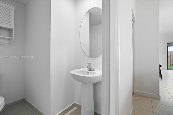 Bathroom, Interior