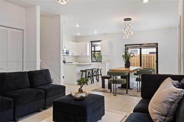 Dining room, Interior, Kitchen, Living room, Pendant Lights, Recessed Lighting