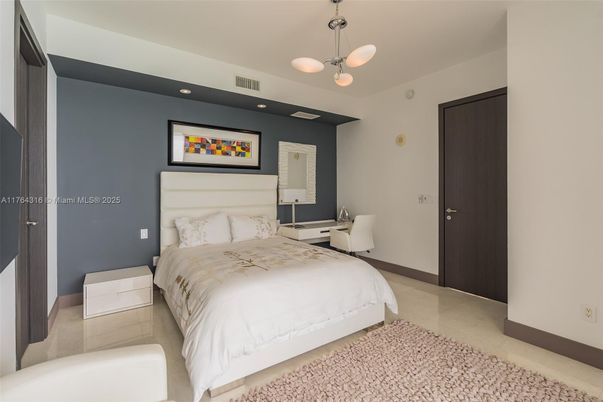 Bedroom, Interior, Pendant Lights