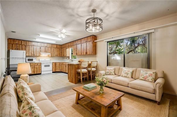 Dining room, Interior, Kitchen, Living room