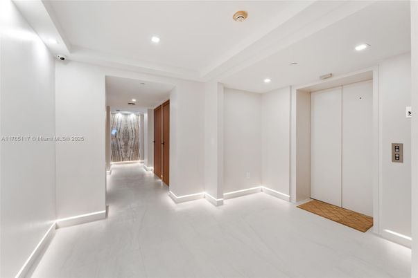 Elevator, Interior, Recessed Lighting