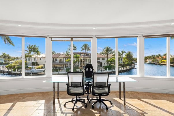 Home Office, Interior, Recessed Lighting, Water