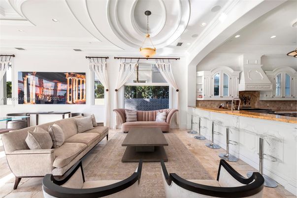 Interior, Living room, Pendant Lights, Recessed Lighting