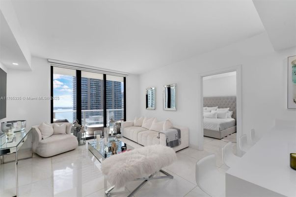 Bedroom, Interior, Living room, Recessed Lighting, Water