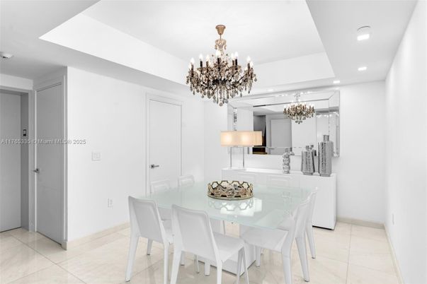 Chandelier, Dining room, Interior, Kitchen, Recessed Lighting