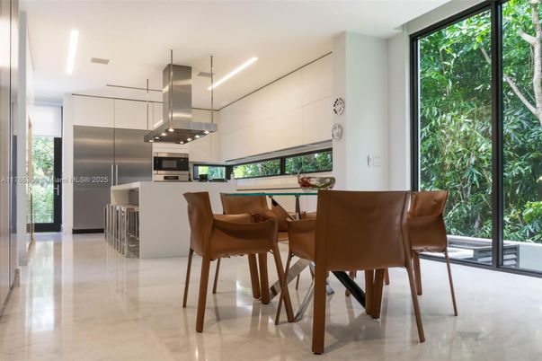 Dining room, Interior, Kitchen, Marble, Recessed Lighting, Stainless Steel Appliances