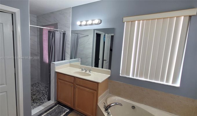 Bathroom, Interior, Marble Walls
