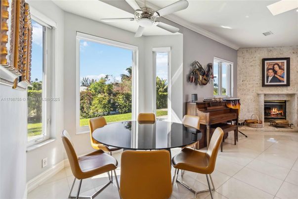 Dining room, Fireplace, Interior, Piano