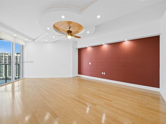 Empty room, Interior, Recessed Lighting, Wood Texture Flooring