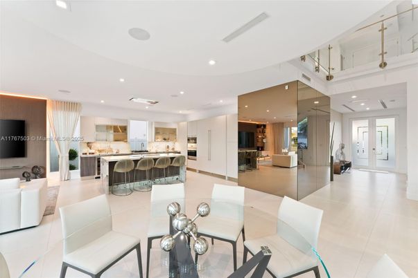 Dining room, Interior, Kitchen, Living room, Recessed Lighting, Stainless Steel Appliances