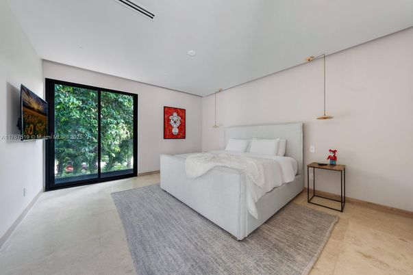 Bedroom, Interior, Pendant Lights