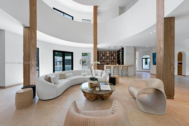 Interior, Living room, Pendant Lights, Recessed Lighting