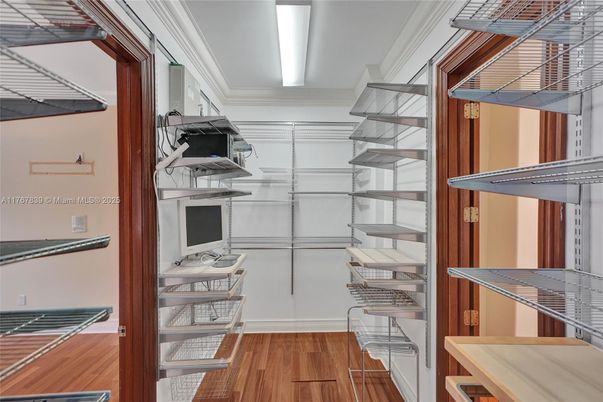 Interior, Recessed Lighting, Walk-in Closets, Wood Texture Flooring