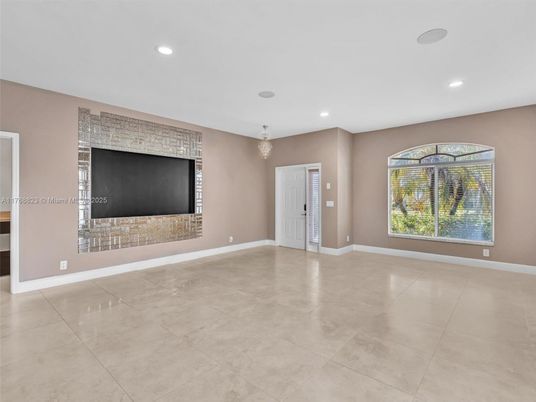 Empty room, Interior, Recessed Lighting
