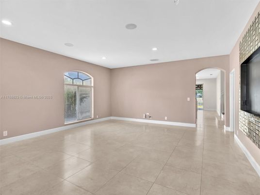 Empty room, Interior, Recessed Lighting