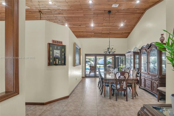 Dining room, Interior, Pendant Lights, Recessed Lighting, Wooden Ceilings