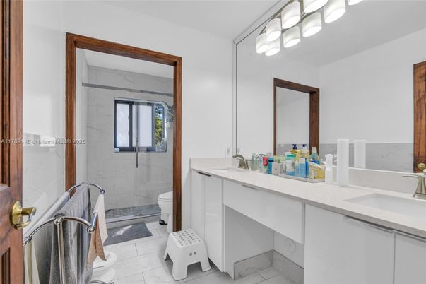 Bathroom, Dual Sink Vanities, Glass Shower, Interior