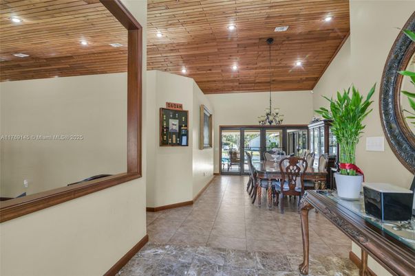 Dining room, Interior, Recessed Lighting, Wooden Ceilings