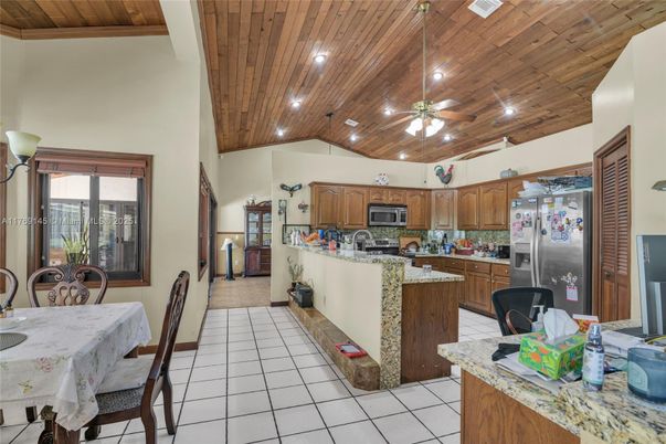 Dining room, Interior, Kitchen, Recessed Lighting, Wooden Ceilings